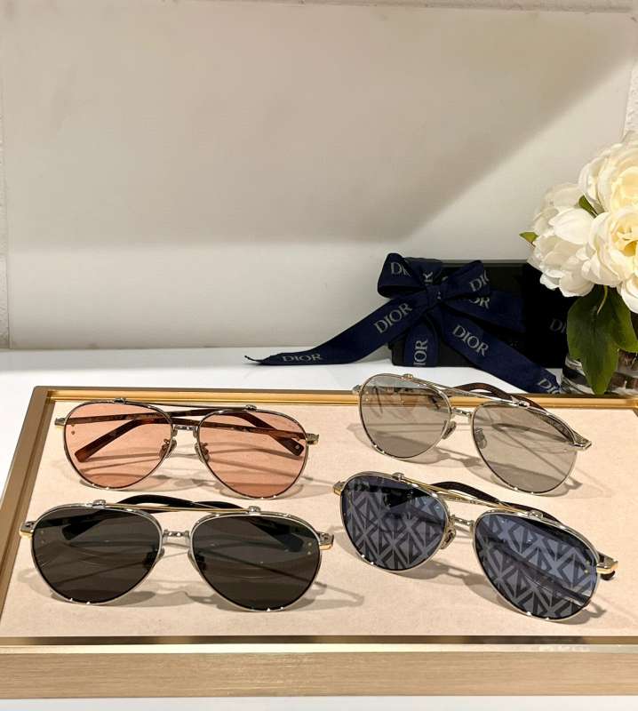 Picture of Dior Sunglasses _SKUfw53697595fw